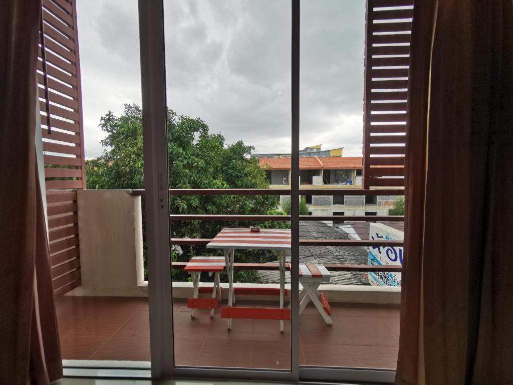 Tontalay Hotel Bang Saen Luaran gambar