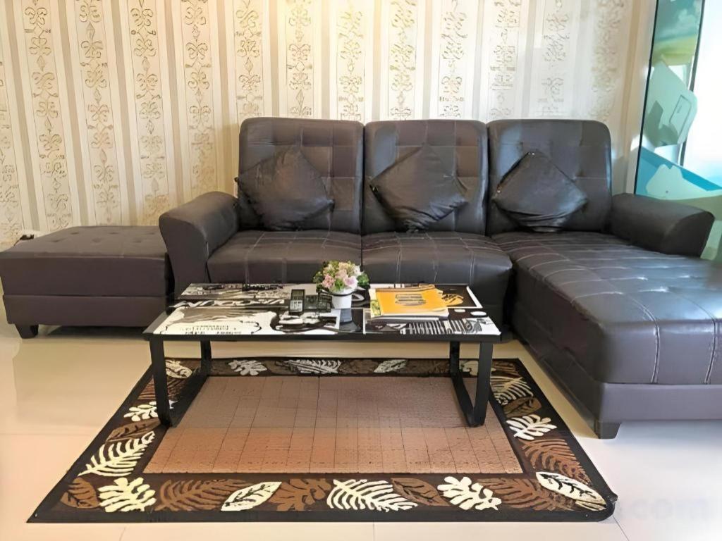 Tontalay Hotel Bang Saen Luaran gambar