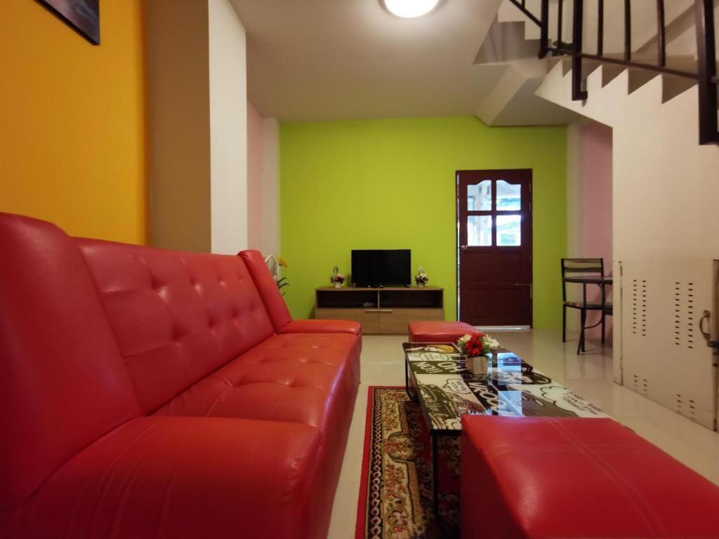 Tontalay Hotel Bang Saen Luaran gambar