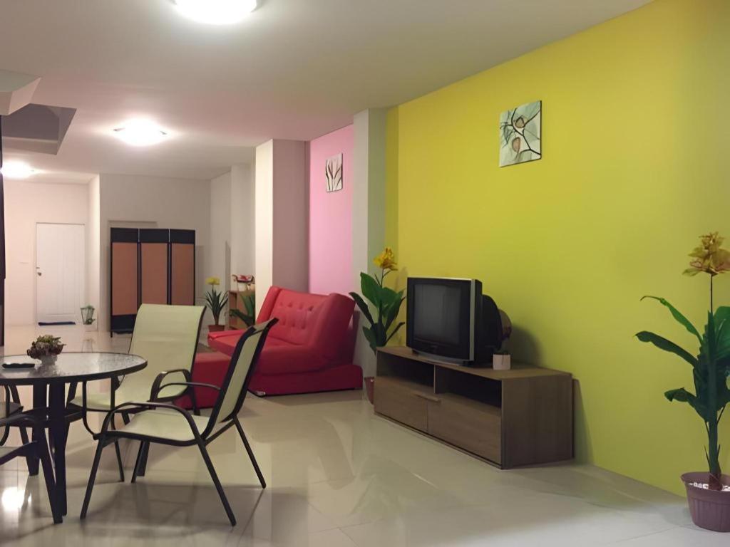 Tontalay Hotel Bang Saen Luaran gambar