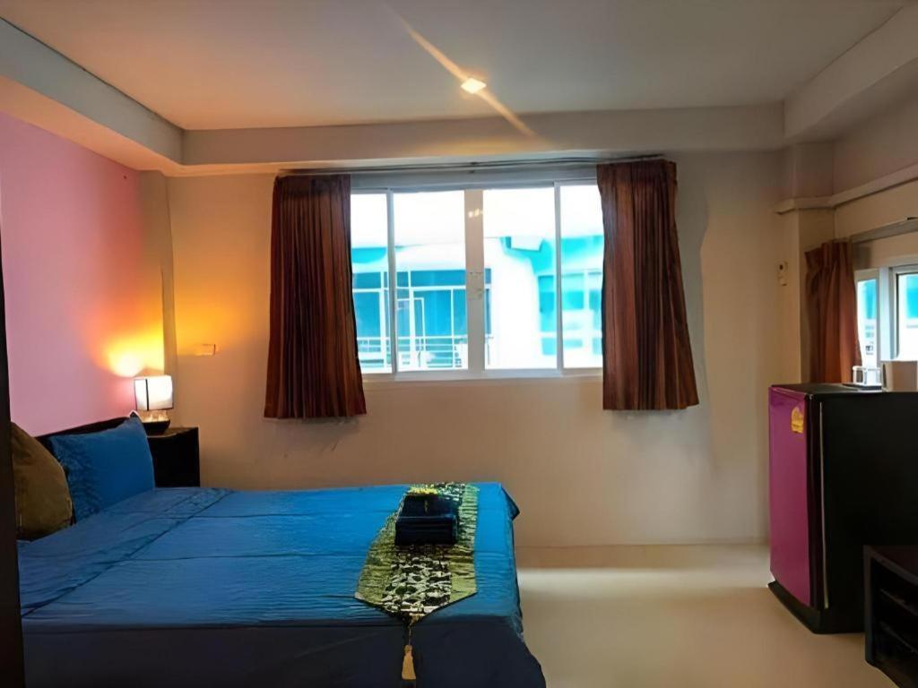 Tontalay Hotel Bang Saen Luaran gambar